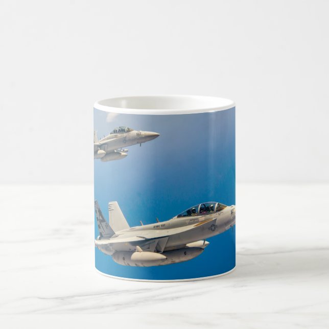 TAZA DE CAFÉ EA-18G GROWLER (Centro)