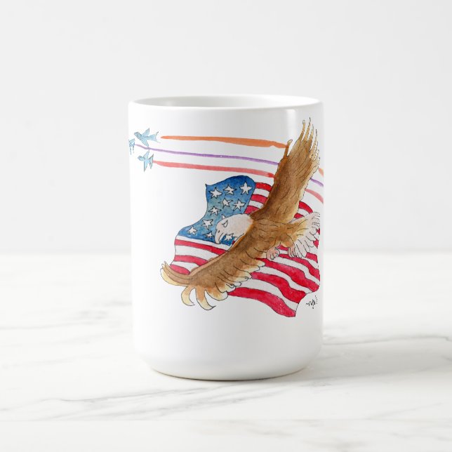 Taza De Café Eagle and American Flag (Centro)