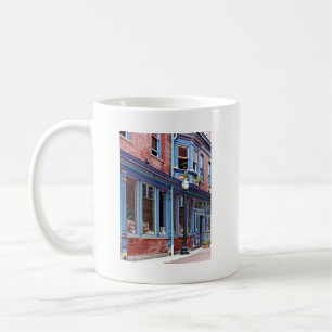 Taza De Café Easton PA - Calle con puerta abierta