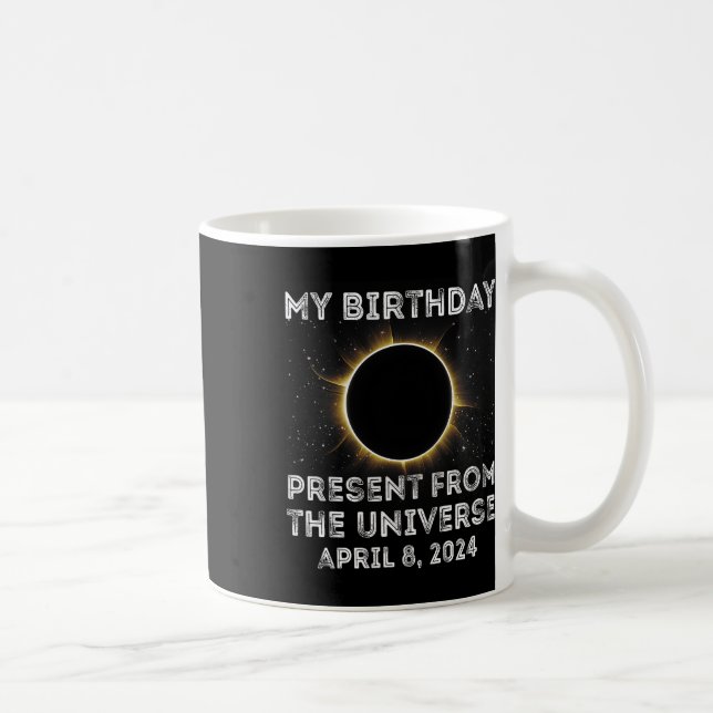 Taza De Café Eclipse solar 2024 Cumpleaños presente 4.8.24 Tota (Derecha)