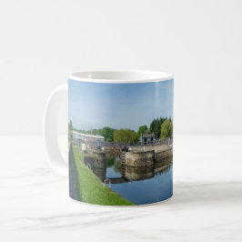 Taza De Café Ecos industriales: vida moderna en el Wakefield