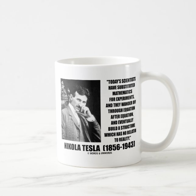 Taza De Café Ecuación de los científicos de Nikola Tesla (Derecha)