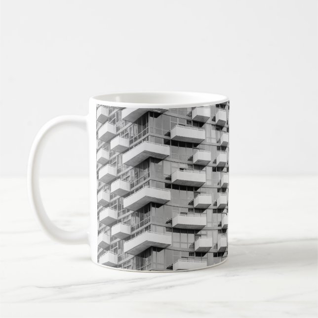 Taza De Café Edificio de hormigón gris (Izquierda)