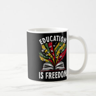 Taza De Café Educación de la Historia Negra Es Libros de Libert