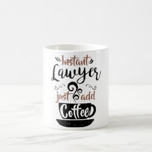 Taza De Café El abogado inmediato apenas añade el café