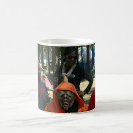Taza De Café El acampar con un visitante