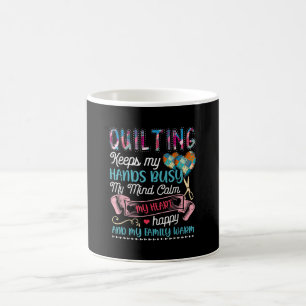 Taza De Café El Acoso Gracioso Mantiene Ocupadas Mis Manos