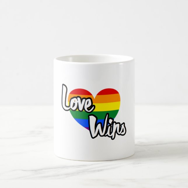 Taza De Café El amor gana - Orgullo LGBTQ+ (Centro)