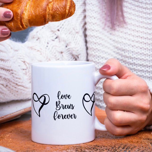 Taza De Café El amor se produce para siempre Mug (Subido por el creador)