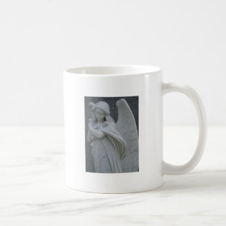 Taza De Café El ángel está triste debido a algo que usted lo