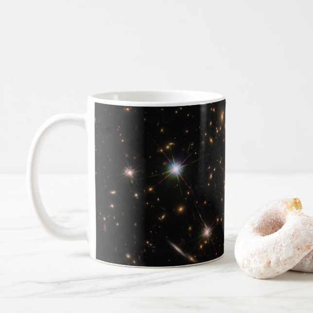 Taza De Café El Arco Del Sol En Un Grupo De Galaxias Masivo (Con donut)