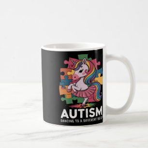Taza De Café El Autismo Bailando A Diferentes Golpes El Autismo