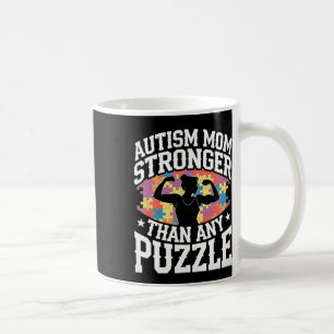 Taza De Café El Autismo Mamá Es Más Fuerte Que Cualquier Provoc
