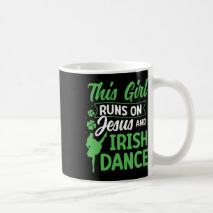 Taza De Café El Baile Irlandés De Este Chica Corre Sobre Jesús