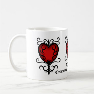 Taza De Café El corazón rojo gótico bonito añade su nombre