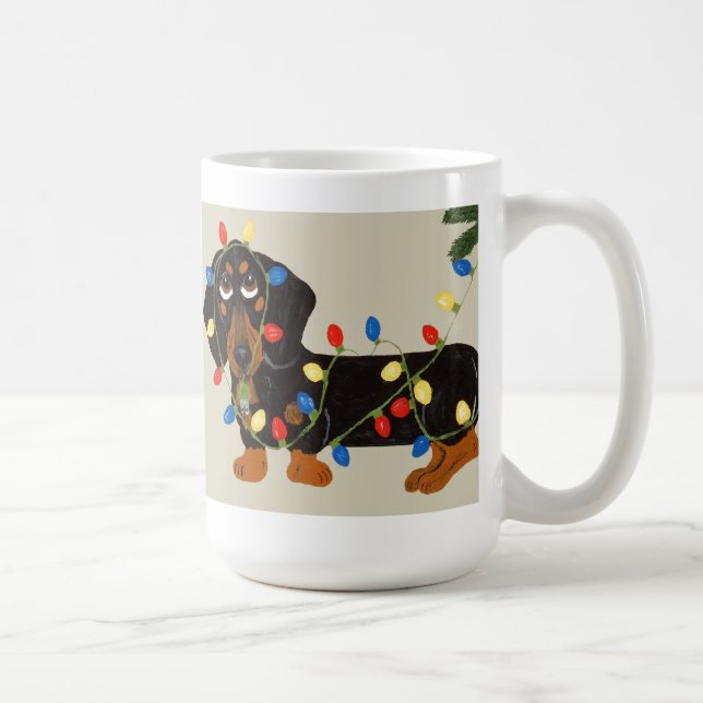 Taza De Café El Dachshund enredó en el negro de las luces de (Derecha)