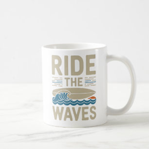 Taza De Café El diseño de la tabla de surf retro Waves