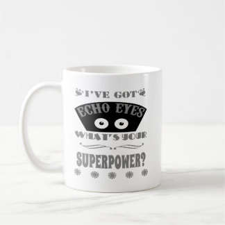 Taza De Café El eco observa la superpotencia (gris)