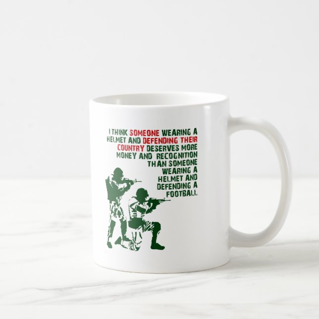 Taza De Café El ejército sobre los insectos graciosos del depor (Derecha)
