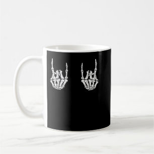 Taza De Café El esqueleto moderno de los Rocker da la mano a la