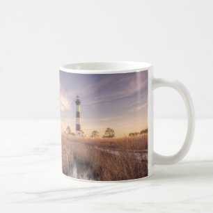 Taza De Café El faro de la isla de Bodie en la puesta del sol