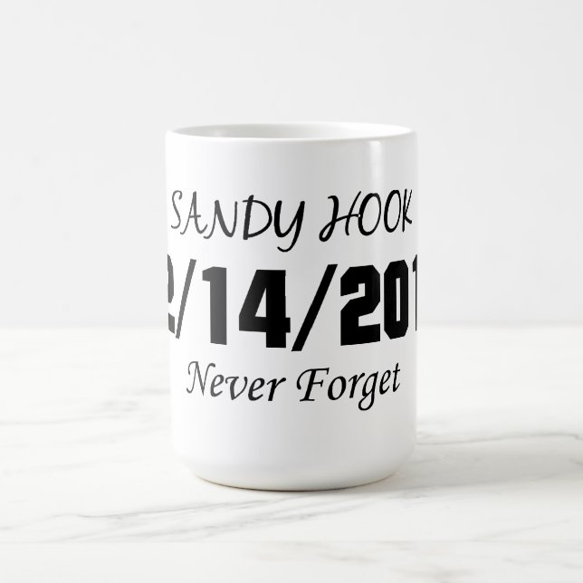 Taza De Café El gancho de Sandy nunca olvida (Centro)
