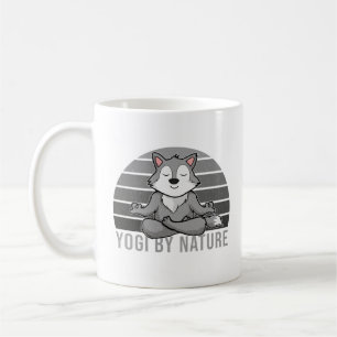 Taza De Café El gracioso lobo lindo que hace yoga.