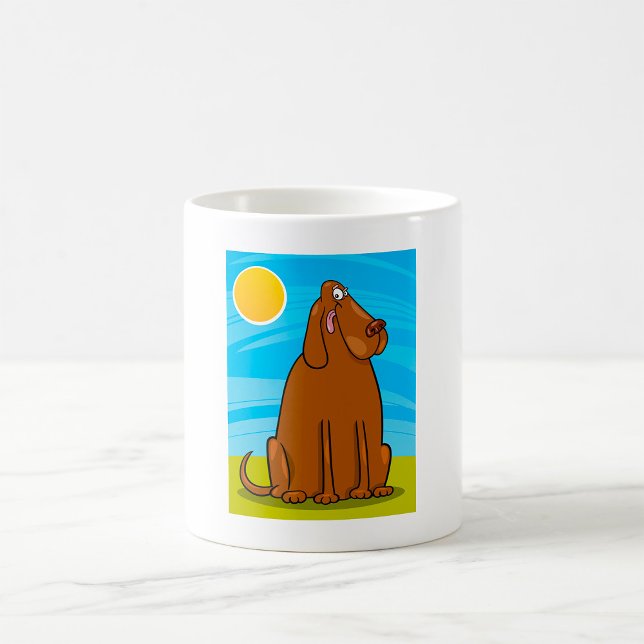 Taza De Café El gracioso Perro Marrón sentado al sol (Subido por el creador)
