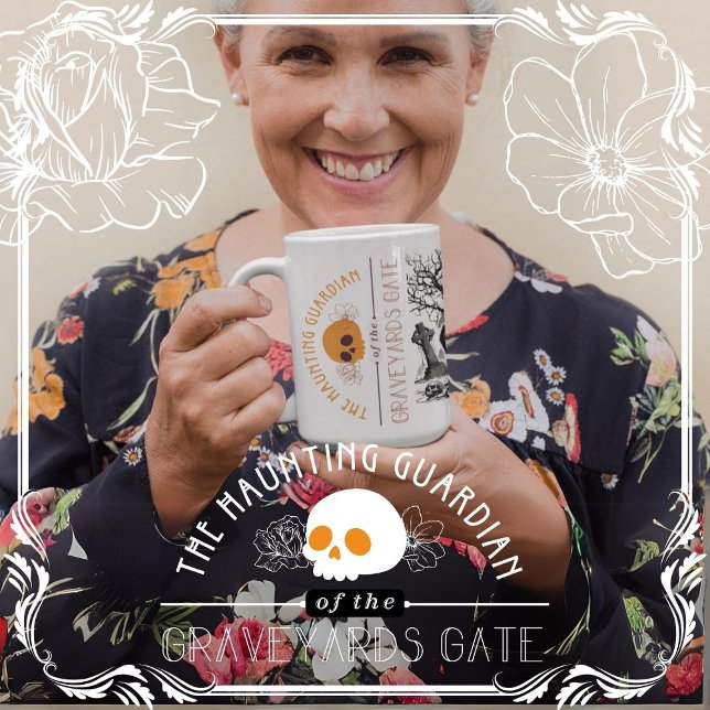 Taza De Café El inquietante guardián de la puerta de los jardin (The Haunting Guardian of the Graveyard's Gate Cover from The Beekeeper Store)