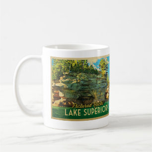 Taza De Café El lago Superior representó rocas