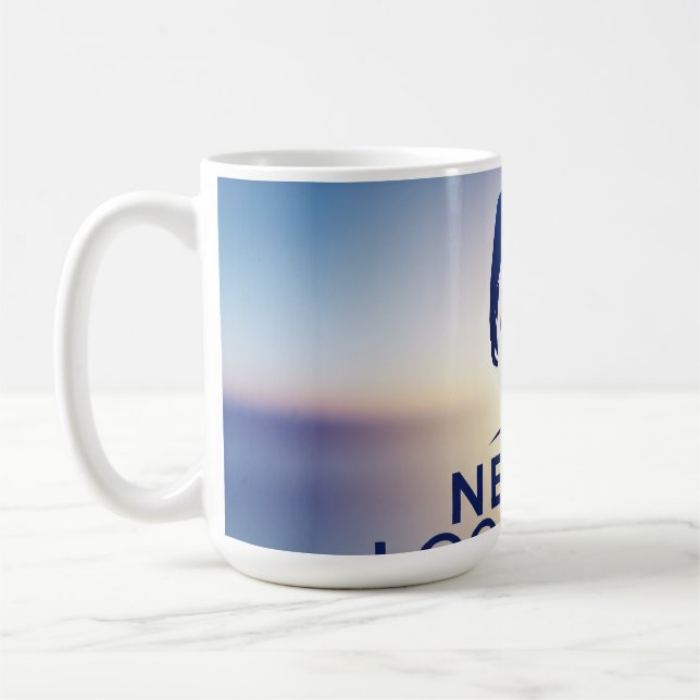 Taza De Café El logo "Nunca mires atrás": Abrazando el futuro (Izquierda)