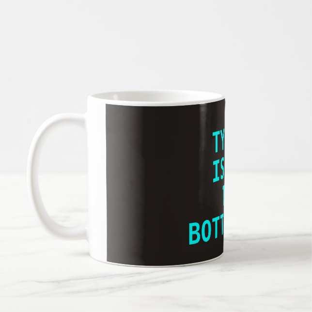 Taza De Café El mecanografiar no es el embotellamiento (la (Izquierda)