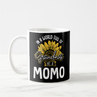 Taza De Café El mundo lleno de abuelas sea un homo