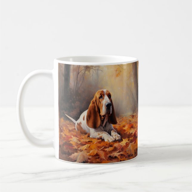 Taza De Café El óbice basset en las hojas de otoño se inspira (Izquierda)