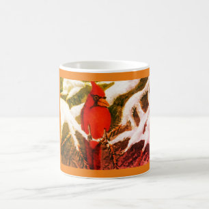 Taza De Café El pájaro rojo brillante del cardenal en los pinos