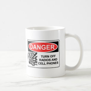 TAZA DE CAFÉ EL PELIGRO APAGA RADIOS Y LOS TELÉFONOS CELULARES