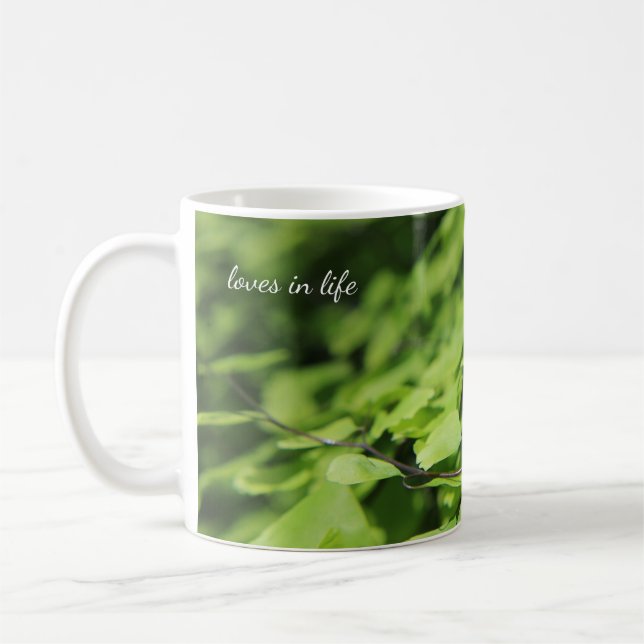 Taza De Café El pelo de Maiden Fern cerca (Izquierda)