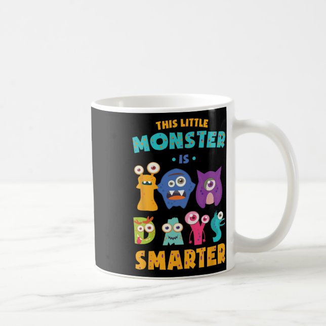 Taza De Café El Pequeño Monstruo Es 100 Días Más Inteligente Pa (Derecha)
