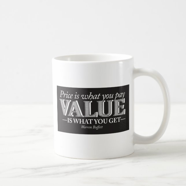 Taza De Café El precio es lo que usted pagina - blanco en negro (Derecha)