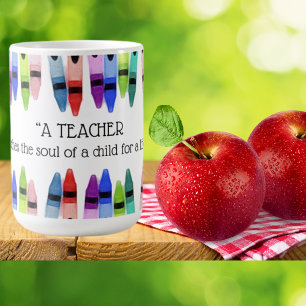 Taza De Café El profesor nutre a un niño de por vida Crayon