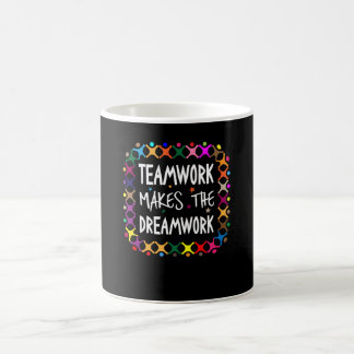 Taza De Café El Trabajo En Equipo Convierte El Deporte Motivado