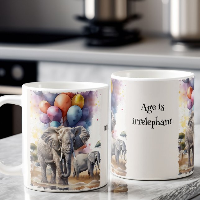 Taza De Café Elefantes y globos divertidos Chiste de edad cumpl (Age is Irrelephant Funny Birthday Mug)