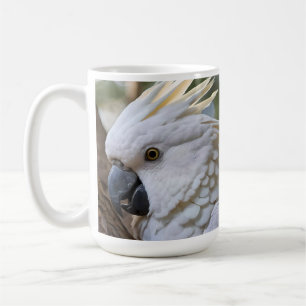 Taza De Café Elegancia en Blanco: El Majestuoso Cacatúa Austral