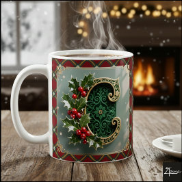 Taza De Café Elegant Gold Holly Christmas Initial Letter C