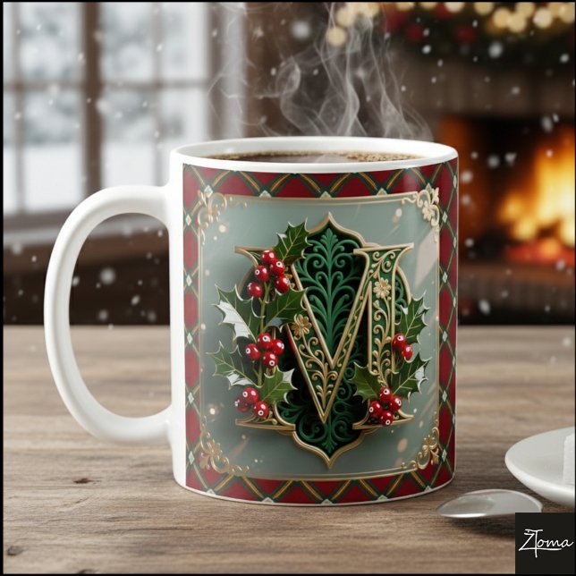 Taza De Café Elegant Gold Holly Christmas Initial Letter M (Subido por el creador)