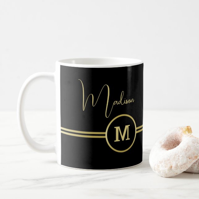 Taza De Café Elegant Gold Signature Monogram on Black (Con donut)