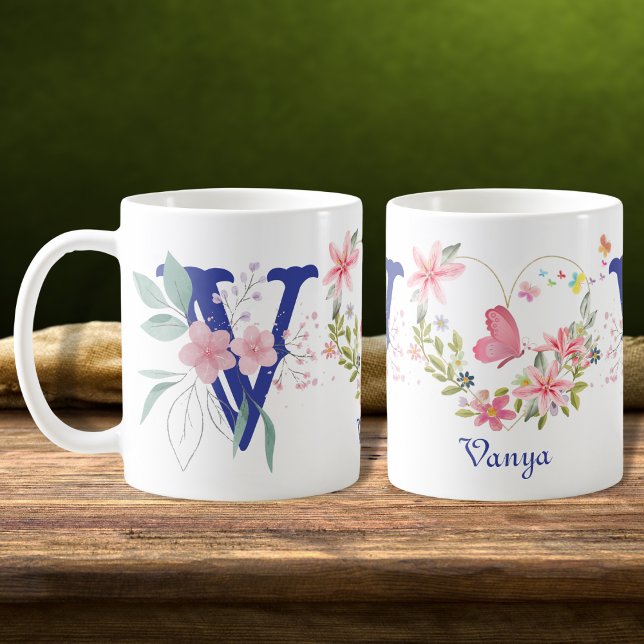 Taza De Café Elegante acuarela Floral Mariposa Monograma V (Subido por el creador)