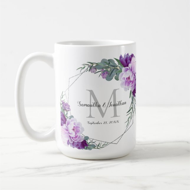 Taza De Café Elegante Boda plateado y morado floral Keepsake (Izquierda)