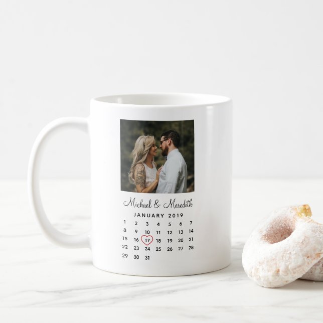 Taza De Café Elegante calendario del aniversario del Boda de fo (Con donut)
