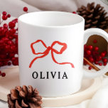 Taza De Café Elegante cinta de arco rojo moderno<br><div class="desc">Elegante y moderno lazo de arco rojo tradicional simple estilo en Navidades de tendencia Decoración favorita de vacaciones barro de regalo.</div>